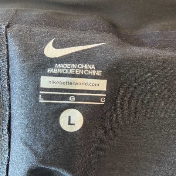 Nike Tech pants - Picture 3 of 3